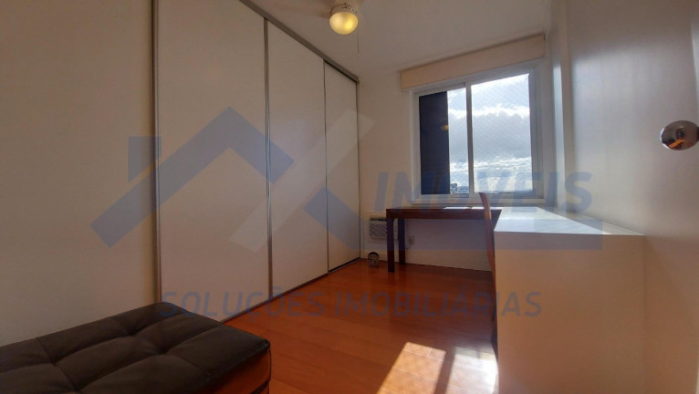 Imagem Apartamento com 3 Quartos à Venda, 109 m² em Floresta - Porto Alegre Imagem Apartamento com 3 Quartos à Venda, 109 m² em Floresta - Porto Alegre