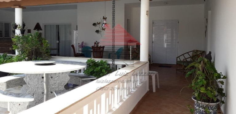 Imagem Casa com 4 Quartos à Venda, 357 m² em Josedy - Peruíbe