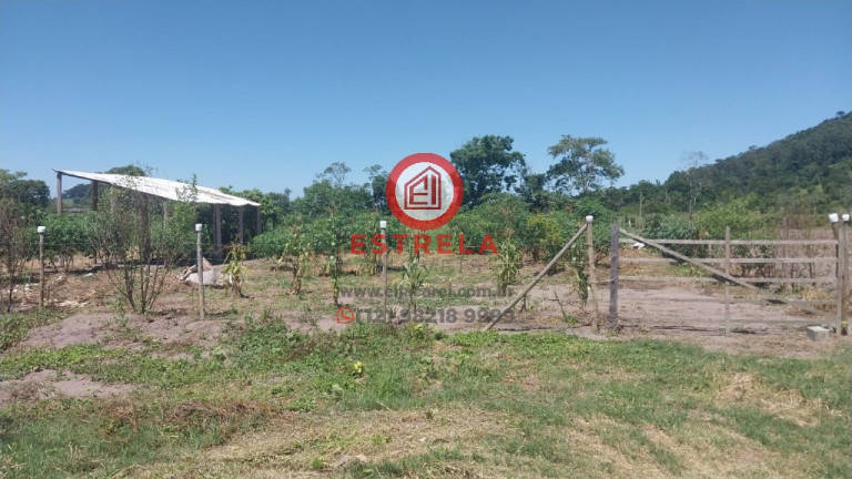Imóvel à Venda, 2.000 m² em Chácara Itapoã - Jacareí