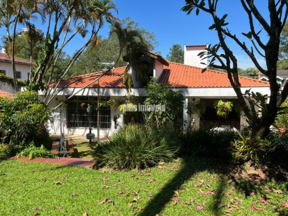 Casa com 4 Quartos à Venda, 391 m² em Jardim Marajoara - São Paulo