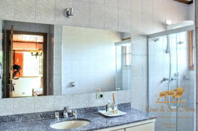 Imagem Casa com 5 Quartos para Temporada, 433 m² em Vila Capivari - Campos Do Jordão