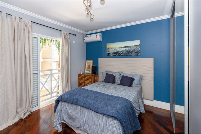 Imagem Casa com 4 Quartos à Venda, em Campo Belo - São Paulo Imagem Casa com 4 Quartos à Venda, em Campo Belo - São Paulo