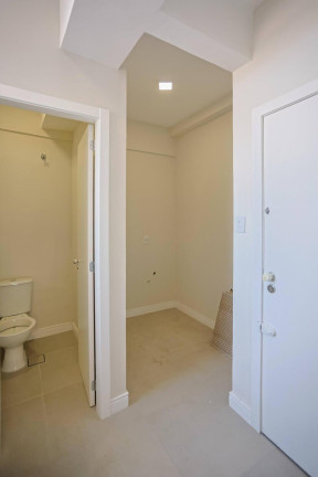 Imagem Imóvel com 2 Quartos à Venda,  em Moinhos De Vento - Porto Alegre