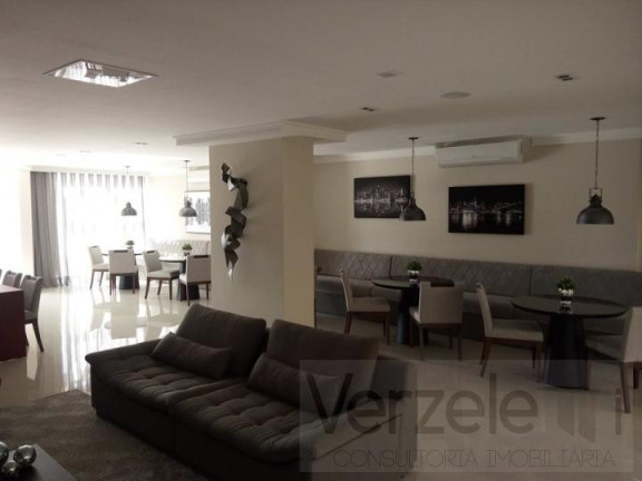 Imagem Apartamento com 2 Quartos à Venda, 65 m² em Nações - Balneário Camboriú