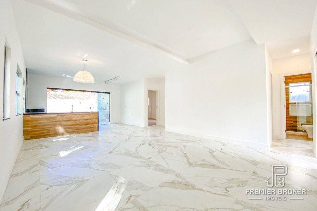 Imagem Casa com 3 Quartos à Venda, 136 m² em Albuquerque - Teresópolis Imagem Casa com 3 Quartos à Venda, 136 m² em Albuquerque - Teresópolis