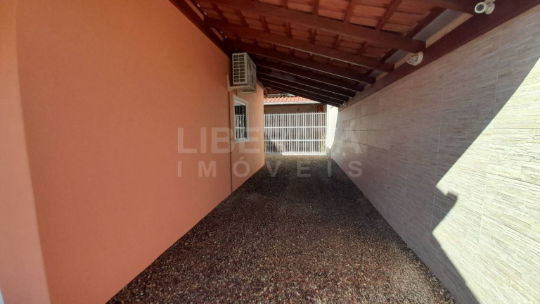 Imagem Casa com 3 Quartos à Venda, 150 m² em Navegantes Imagem Casa com 3 Quartos à Venda, 150 m² em Navegantes