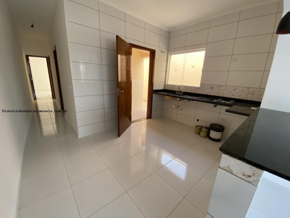 Imagem Casa com 2 Quartos à Venda, 77 m² em São João Batista 2 - Peruíbe Imagem Casa com 2 Quartos à Venda, 77 m² em São João Batista 2 - Peruíbe