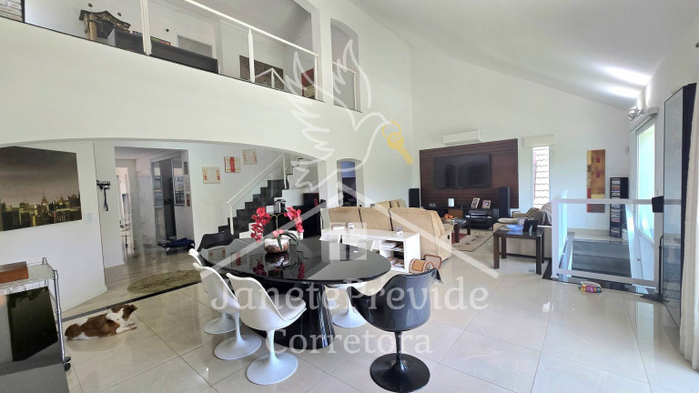 Casa de Condomínio com 3 Quartos à Venda, 360 m² em Alphaville - Santana De Parnaíba