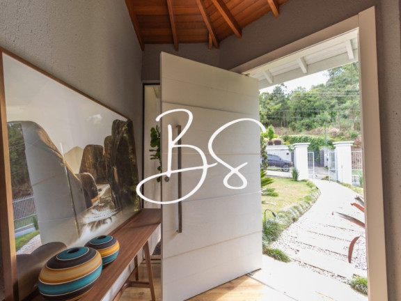 Imagem Casa com 3 Quartos à Venda, 347 m² em Vale Das Colinas - Gramado