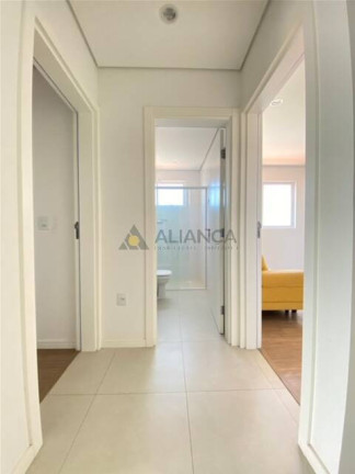 Imagem Apartamento com 2 Quartos à Venda, 65 m² em Gravatá - Navegantes