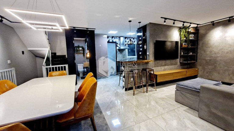 Imagem Casa com 3 Quartos à Venda, 220 m² em Vila Invernada - São Paulo