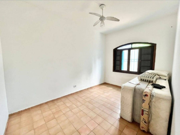 Imagem Casa com 2 Quartos à Venda, 69 m² em Guilhermina - Praia Grande