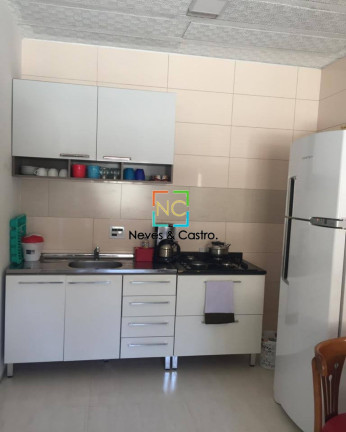 Imagem Casa com 6 Quartos à Venda, 180 m² em Areias - São José