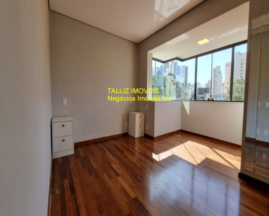 Imagem Apartamento com 4 Quartos à Venda, 194 m² em More Na Melhor Localização Do Bairro - São Paulo