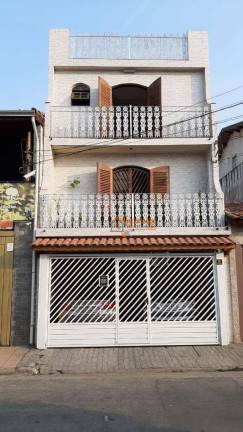 Sobrado com 6 Quartos à Venda, 257 m² em Jardim Santa Clara - Guarulhos