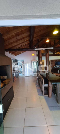 Imagem Casa com 4 Quartos para Temporada,  em Morro Verde - Mangueirinha