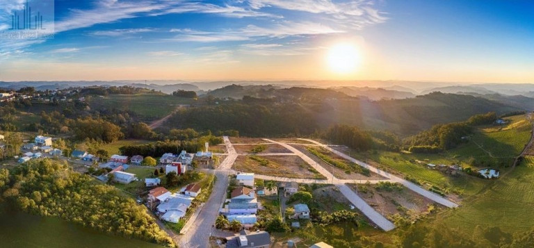 Terreno à Venda, 420 m² em Centro - Monte Belo Do Sul