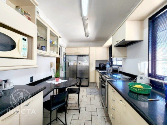 Imagem Apartamento com 3 Quartos à Venda, 176 m² em Centro - Balneário Camboriú Imagem Apartamento com 3 Quartos à Venda, 176 m² em Centro - Balneário Camboriú