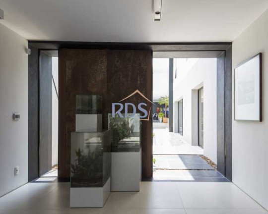 Imagem Casa com 3 Quartos à Venda, 723 m² em Jardim Paulista - São Paulo Imagem Casa com 3 Quartos à Venda, 723 m² em Jardim Paulista - São Paulo
