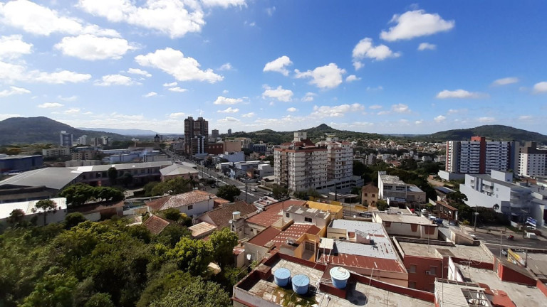 Imagem Cobertura com 3 Quartos à Venda, 190 m² em Menino Jesus - Santa Maria Imagem Cobertura com 3 Quartos à Venda, 190 m² em Menino Jesus - Santa Maria