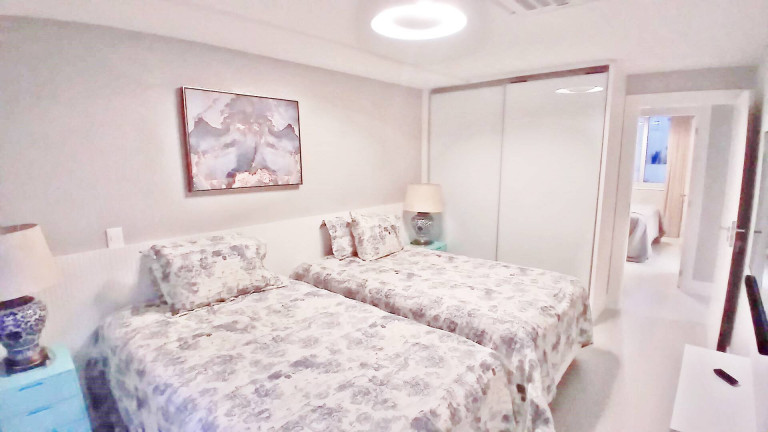 Imagem Apartamento com 5 Quartos à Venda, em Ipanema - Rio De Janeiro Imagem Apartamento com 5 Quartos à Venda, em Ipanema - Rio De Janeiro