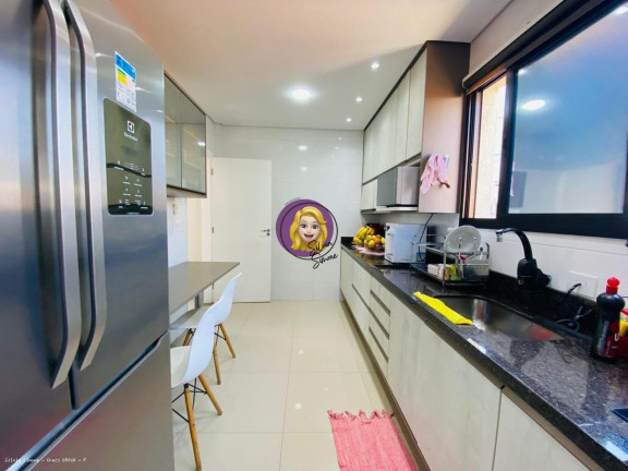 Imagem Casa com 3 Quartos à Venda, em Boqueirão - Santos Imagem Casa com 3 Quartos à Venda, em Boqueirão - Santos