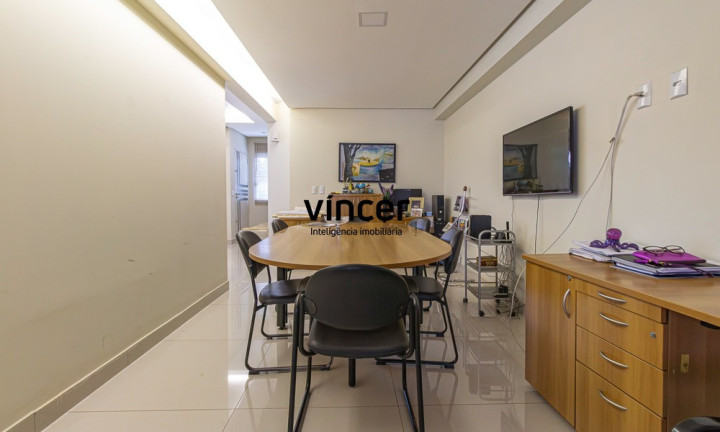 Imagem Casa com 4 Quartos à Venda, 468 m² em Jardim América - Goiânia Imagem Casa com 4 Quartos à Venda, 468 m² em Jardim América - Goiânia