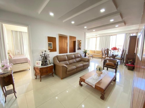 Imagem Imóvel com 4 Quartos à Venda, 180 m² em Copacabana - Rio De Janeiro