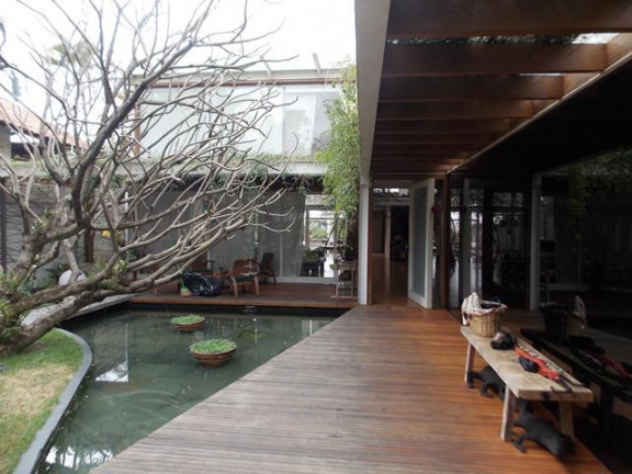 Casa com 3 Quartos à Venda, 750 m² em Chácara Flora - São Paulo