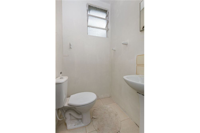 Imagem Imóvel com 1 Quarto à Venda,  em Auxiliadora - Porto Alegre