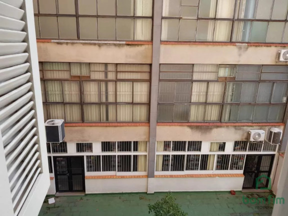 Imagem Apartamento com 3 Quartos à Venda, 90 m² em Centro Histórico - Porto Alegre Imagem Apartamento com 3 Quartos à Venda, 90 m² em Centro Histórico - Porto Alegre