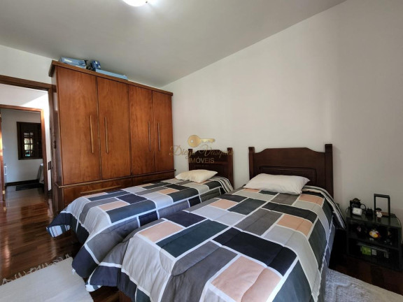 Imagem Casa com 3 Quartos à Venda, 177 m² em Granja Guarani - Teresópolis Imagem Casa com 3 Quartos à Venda, 177 m² em Granja Guarani - Teresópolis