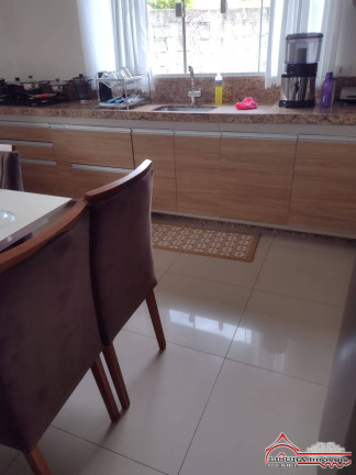Imagem Casa com 4 Quartos à Venda, 155 m² em Parque Dos Príncipes - Jacareí Imagem Casa com 4 Quartos à Venda, 155 m² em Parque Dos Príncipes - Jacareí