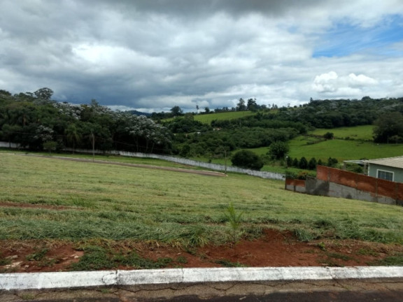 Imagem Terreno à Venda, 600 m² em Curitibanos - Bragança Paulista Imagem Terreno à Venda, 600 m² em Curitibanos - Bragança Paulista