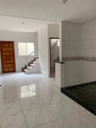Imagem Sobrado com 2 Quartos à Venda, 60 m² em Nova Mirim - Praia Grande Imagem Sobrado com 2 Quartos à Venda, 60 m² em Nova Mirim - Praia Grande