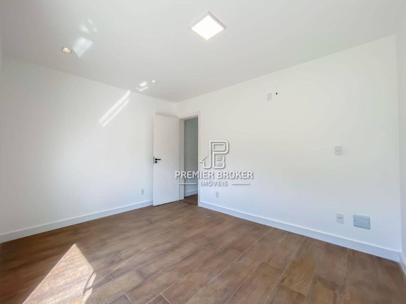 Imagem Casa com 3 Quartos à Venda, 145 m² em Albuquerque - Teresópolis