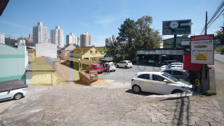 Imagem Imóvel à Venda, 1.402 m² em Victor Konder - Blumenau Imagem Imóvel à Venda, 1.402 m² em Victor Konder - Blumenau