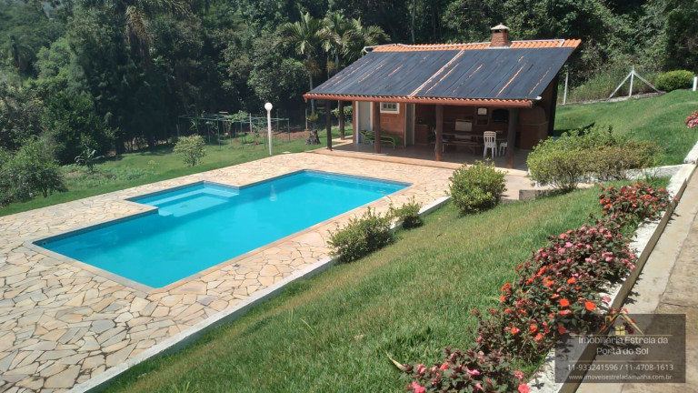 Imagem Casa com 3 Quartos à Venda, 250 m² em Centro - Ibiúna