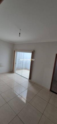 Casa com 2 Quartos à Venda, 125 m²