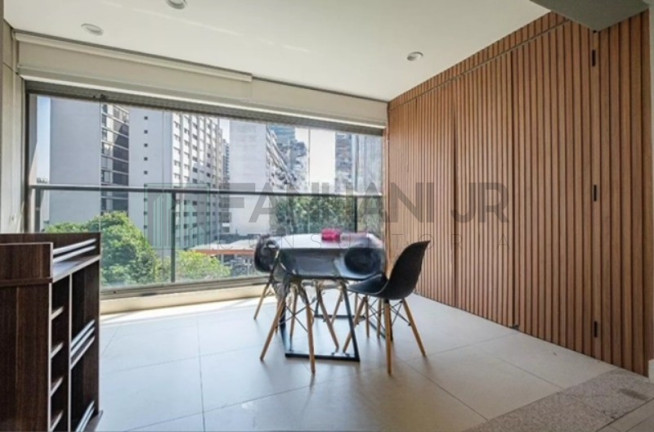 Imagem Imóvel com 2 Quartos para Alugar, 70 m² em Jardim América - São Paulo