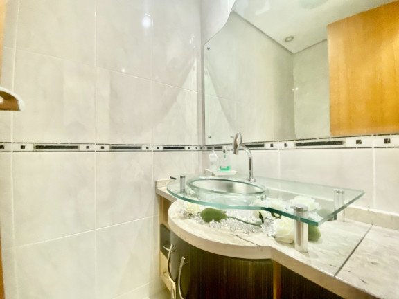 Imagem Apartamento com 4 Quartos à Venda, 189 m² em Campinas - São José