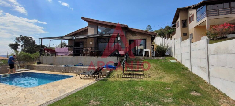 Casa com 3 Quartos à Venda, 1.000 m² em Estância Santa Maria Do Laranjal - Atibaia