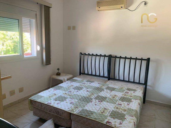 Imagem Sobrado com 3 Quartos à Venda, 300 m² em Canto Do Forte - Praia Grande Imagem Sobrado com 3 Quartos à Venda, 300 m² em Canto Do Forte - Praia Grande