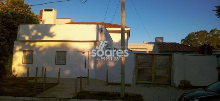 Imagem Casa com 7 Quartos à Venda, 345 m² em Laranjal - Pelotas