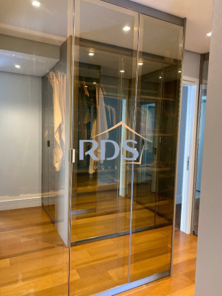 Imagem Apartamento com 3 Quartos à Venda, 238 m² em Vila Suzana - São Paulo