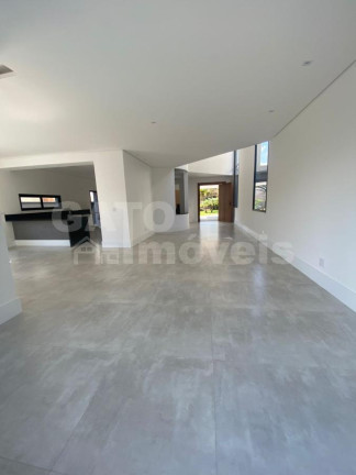 Imagem Casa com 4 Quartos à Venda, 331 m² em Alphaville - Santana De Parnaíba Imagem Casa com 4 Quartos à Venda, 331 m² em Alphaville - Santana De Parnaíba