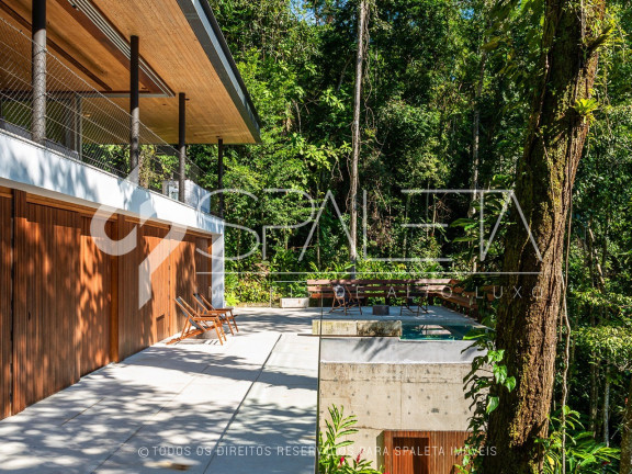 Imagem Sobrado com 4 Quartos à Venda, em Sítio São Pedro - Guarujá Imagem Sobrado com 4 Quartos à Venda, em Sítio São Pedro - Guarujá