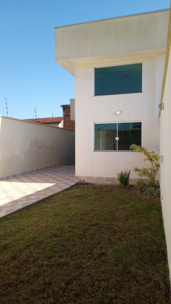 Imagem Casa com 2 Quartos à Venda, 180 m² em Parque Daville - Peruíbe