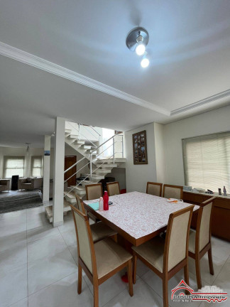 Imagem Casa com 3 Quartos à Venda, 240 m² em Loteamento Villa Branca - Jacareí Imagem Casa com 3 Quartos à Venda, 240 m² em Loteamento Villa Branca - Jacareí