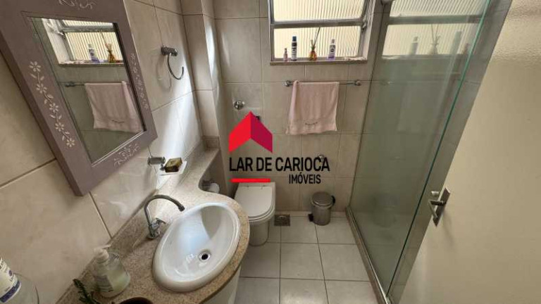 Imagem Apartamento com 2 Quartos à Venda, 72 m² em Copacabana - Rio De Janeiro